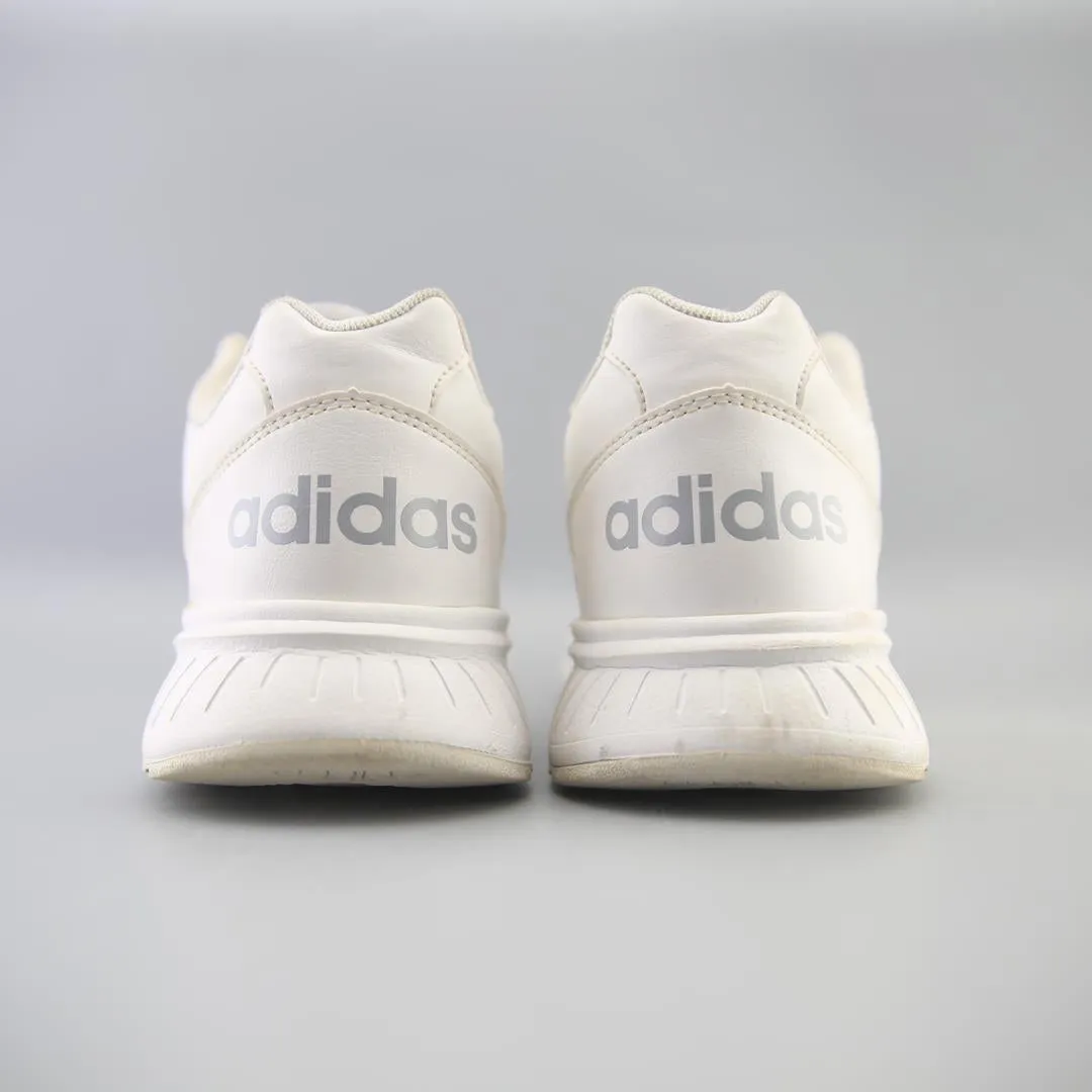 ADIDAS VS STAR