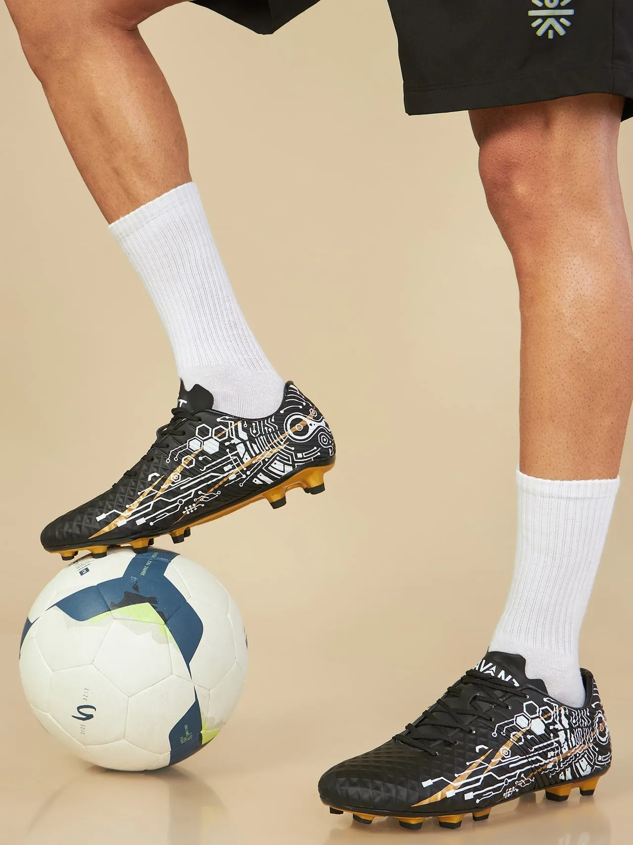 Avant Men's HustleX Football Shoes - Black