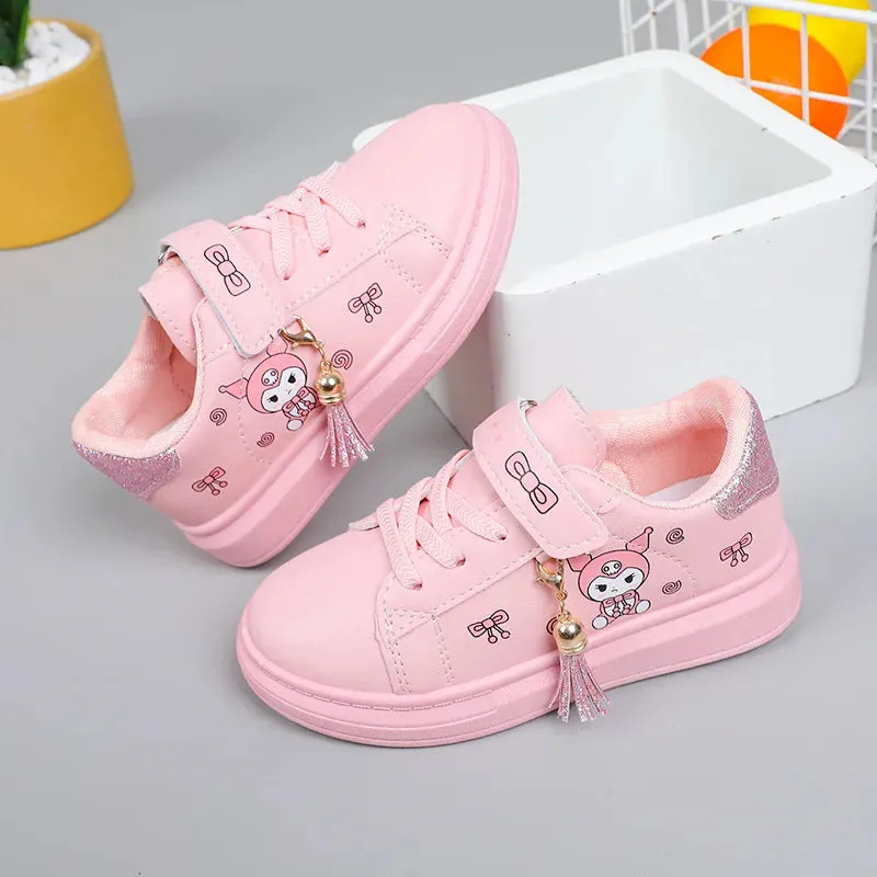 Fashionable Sneaker Shoes with pinky and sparkly details