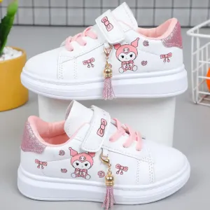 Fashionable Sneaker Shoes with pinky and sparkly details