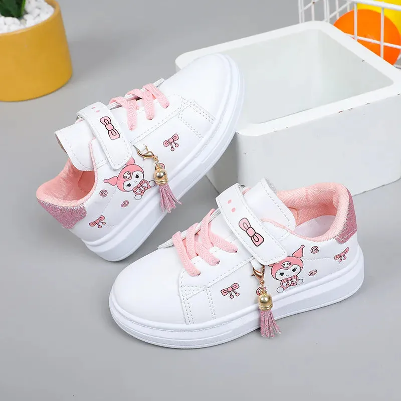 Fashionable Sneaker Shoes with pinky and sparkly details