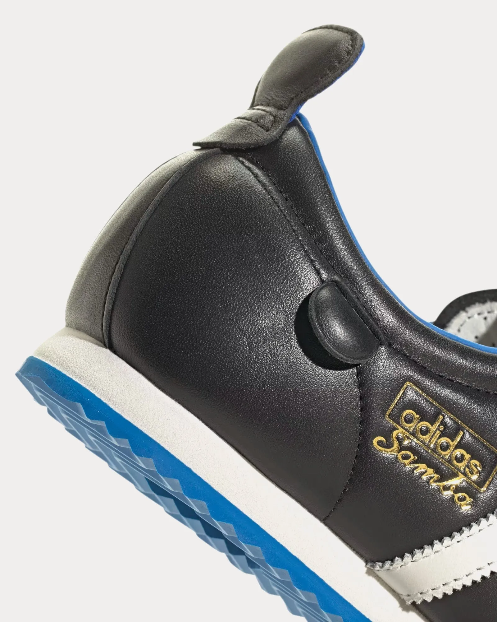 Samba 62 Core Black / Cloud White / Blue Bird Low Top Sneakers