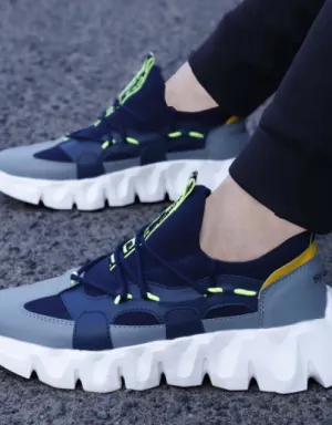 Sports Shoes